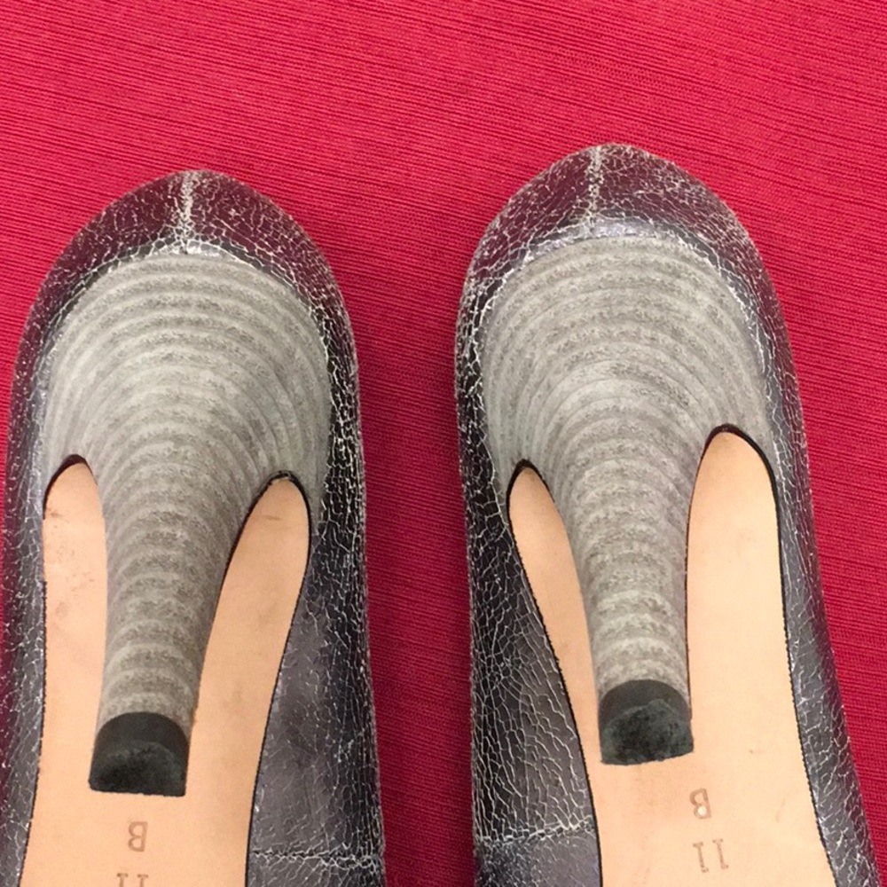Coach Adina Crackled Pump in Gunmetal - Picture 8 of 8